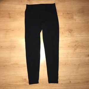 PINK Victoria’s Secret leggings